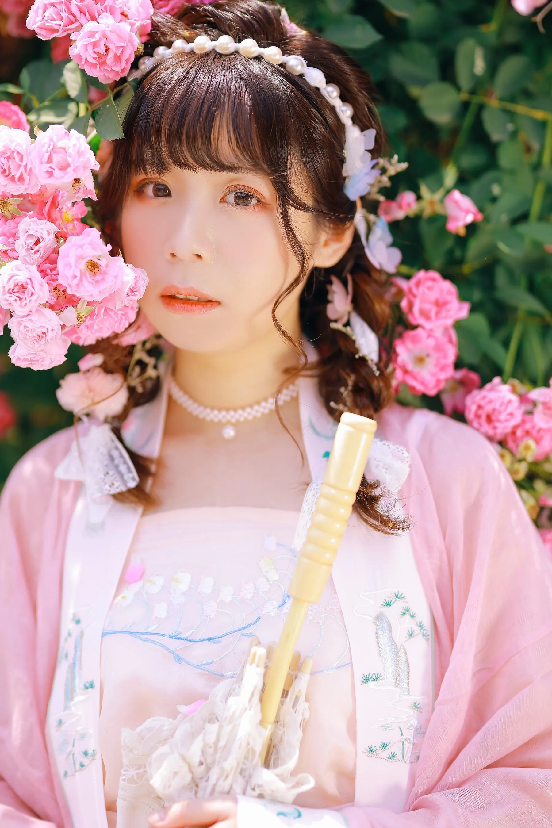 [YITUYU艺图语]2022.08.20 吻花香 Suky喜欢软绵绵毛茸茸的团子 [26P]插图6